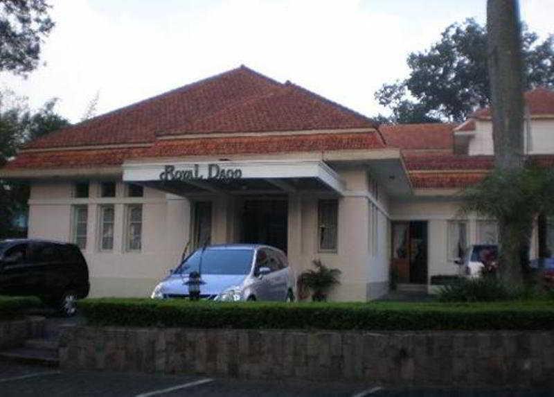 Hotel Royal Dago Bandung Exterior photo