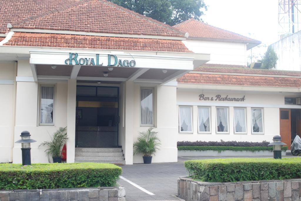 Hotel Royal Dago Bandung Exterior photo